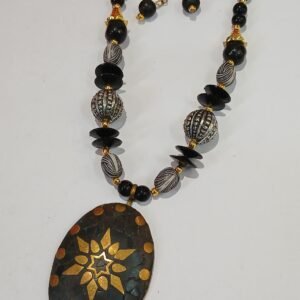 beads black necklace for western dressese